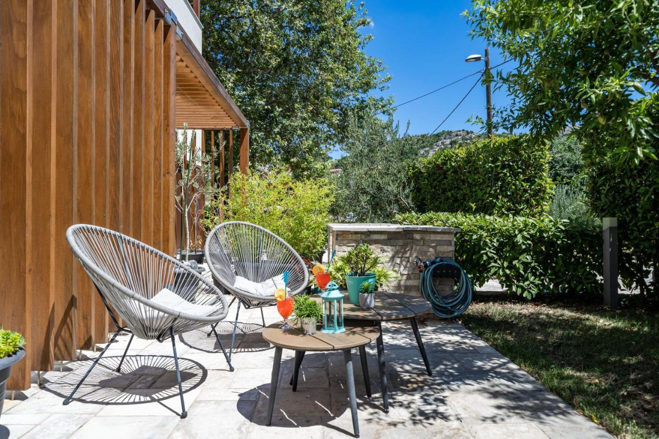 Stay U-Nique Studio Apartment In Orašac Eksteriør billede