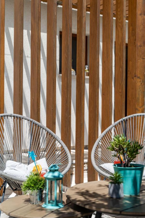 Stay U-Nique Studio Apartment In Orašac Eksteriør billede