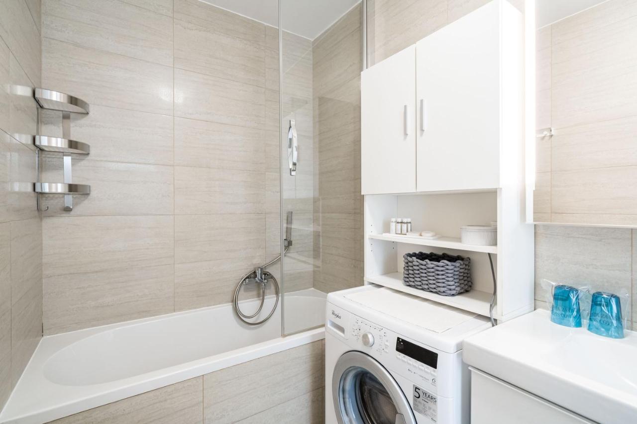 Stay U-Nique Studio Apartment In Orašac Eksteriør billede